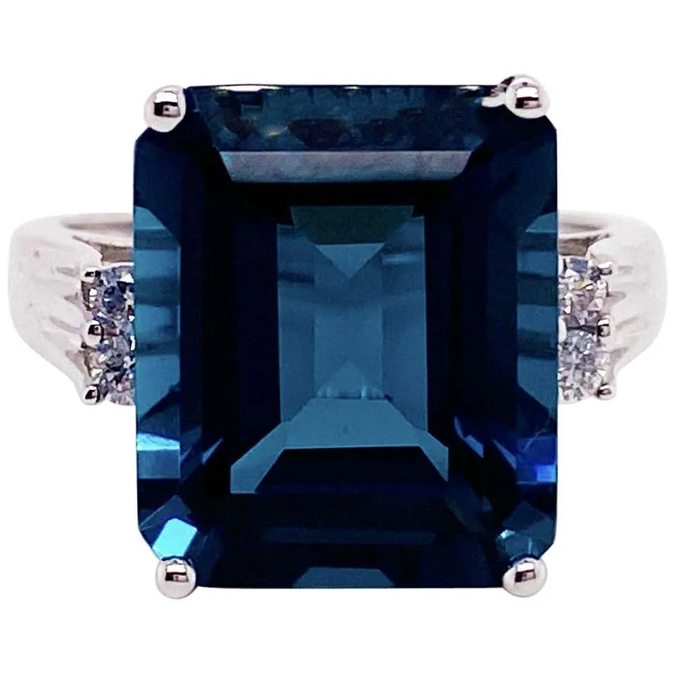 9 Carat Blue Topaz Ring