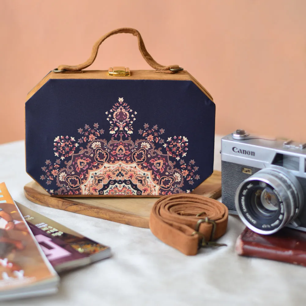 Black Clutch With Pattern