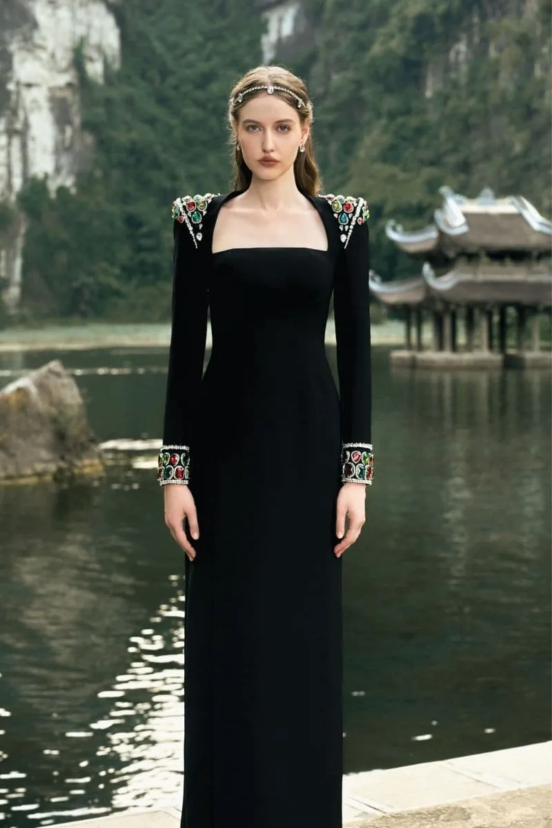 BLACK LONG SLEEVE STONE EMBELLISHED SHOULDER DRESS