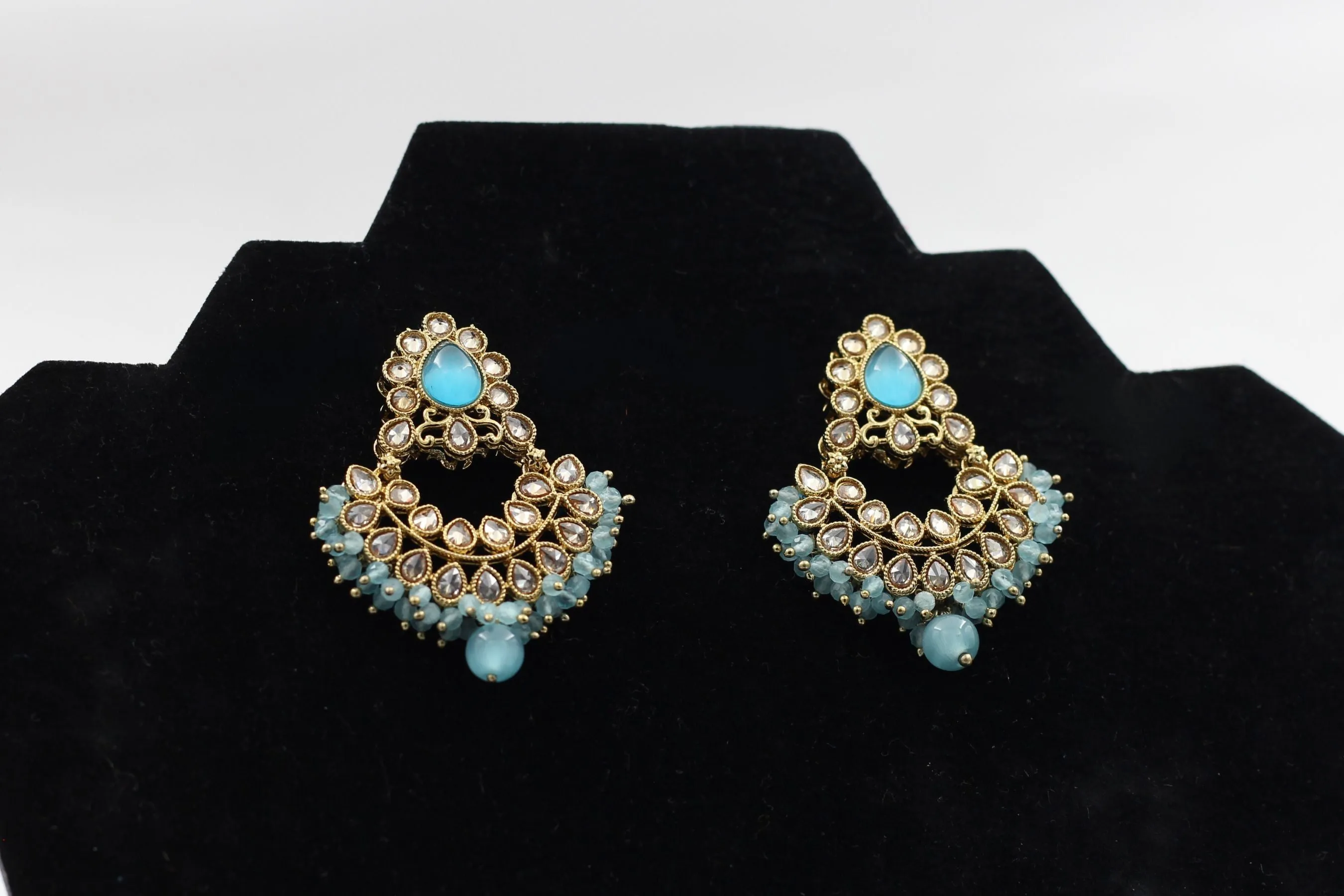 Exquisite Stone Kundan Earrings: Handcrafted and Timeless Elegance