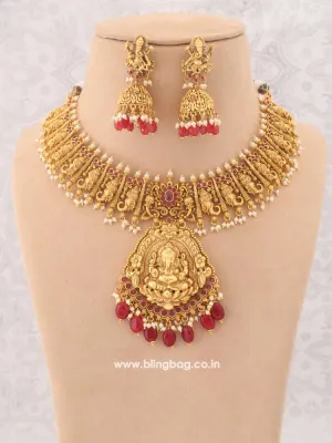 Golden Lambodara Temple Jewellery Set