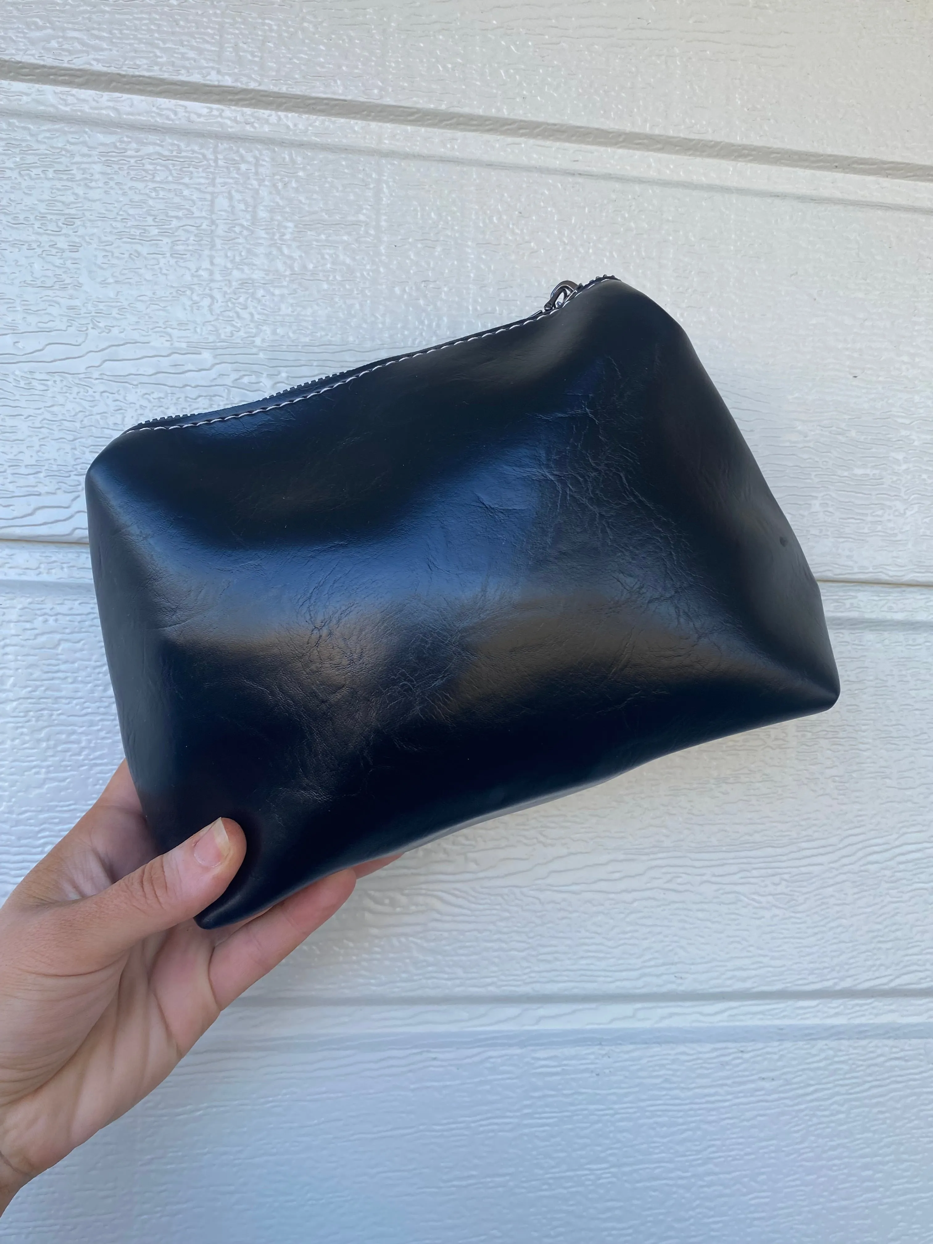 Medium Leather Zip Bags- Black & Dark Brown