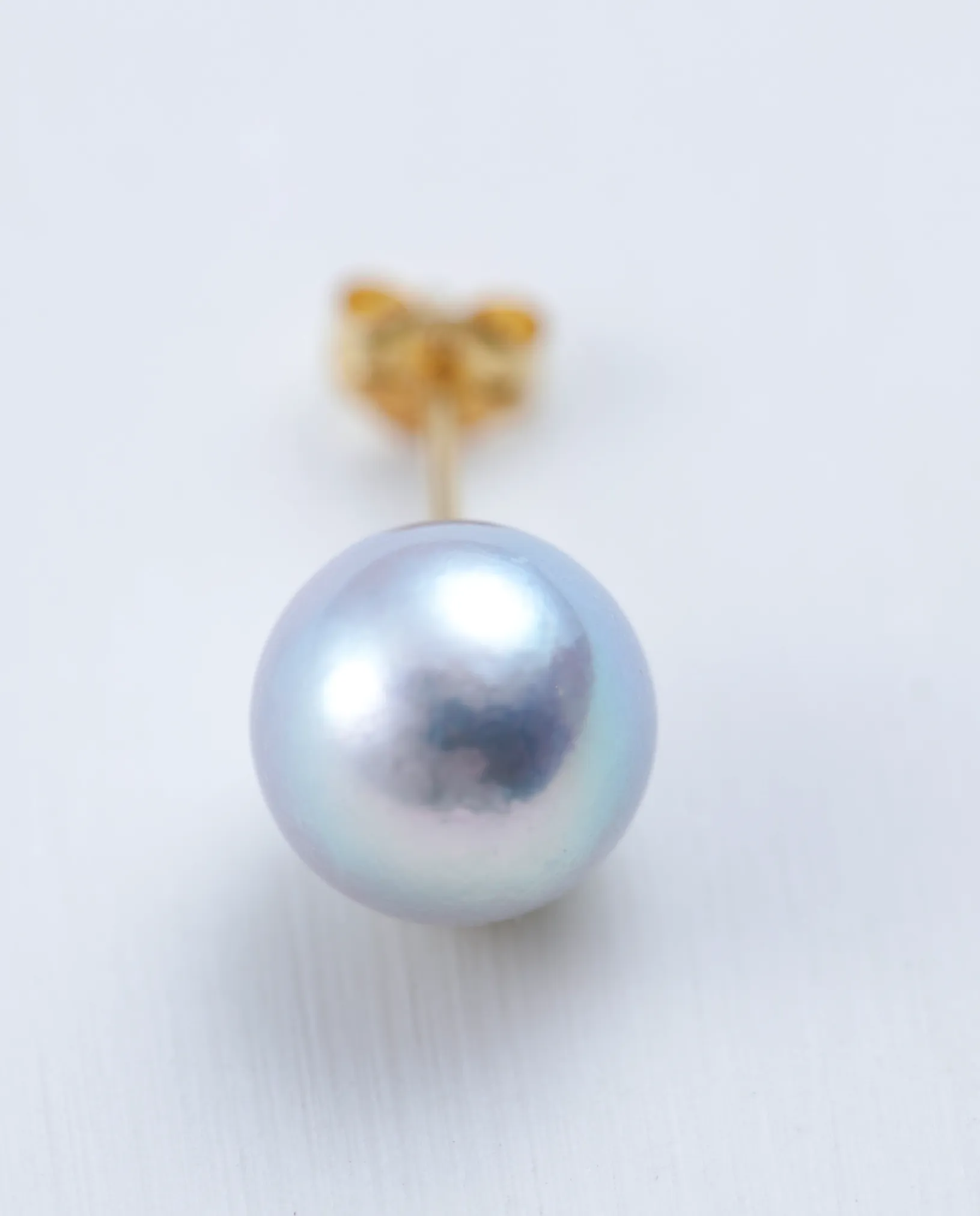 Natural Blue Akoya pearl Single Earring