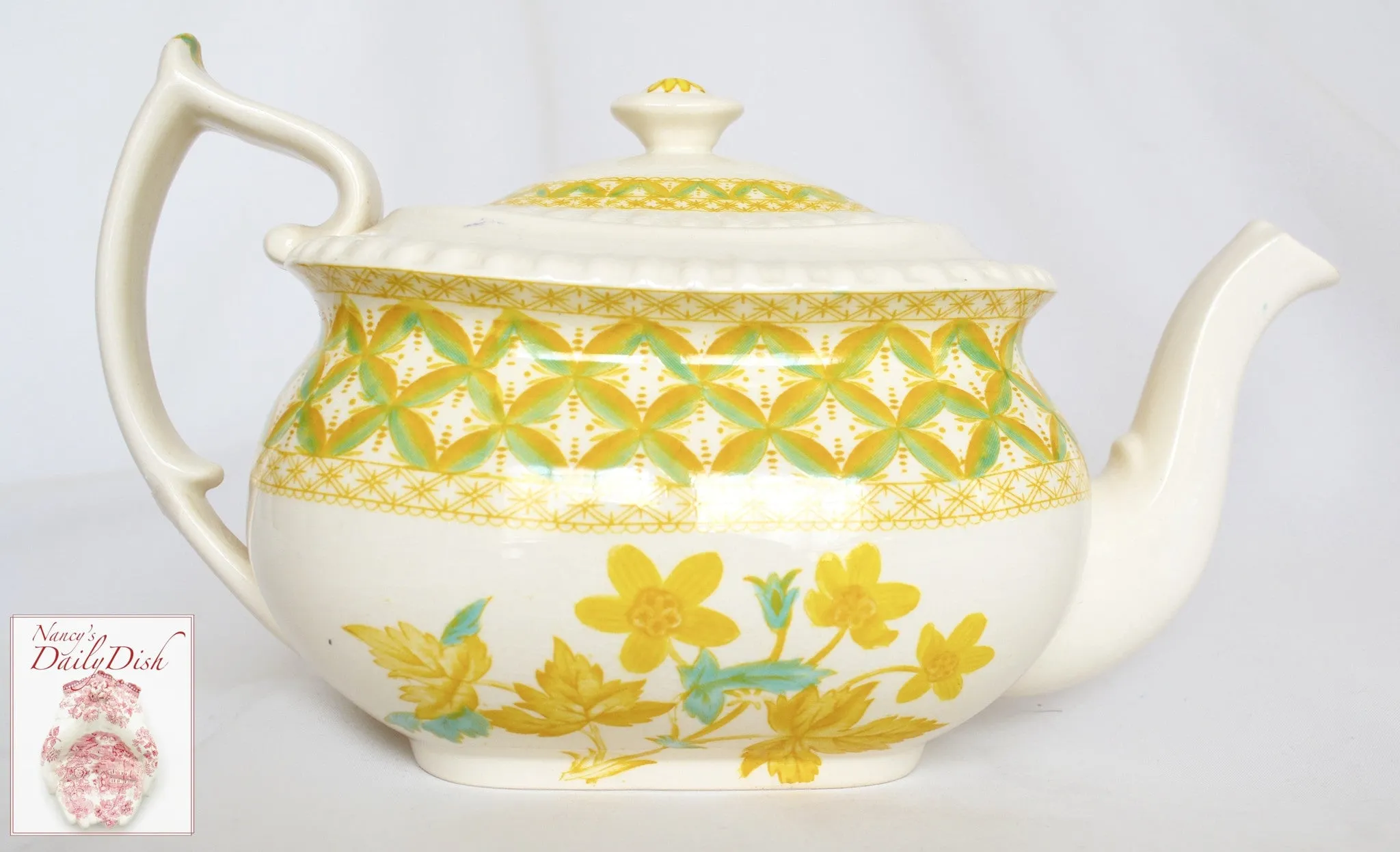 Rare Yellow Transferware Teapot Spode Copeland Lattice and Geraniums Flowers