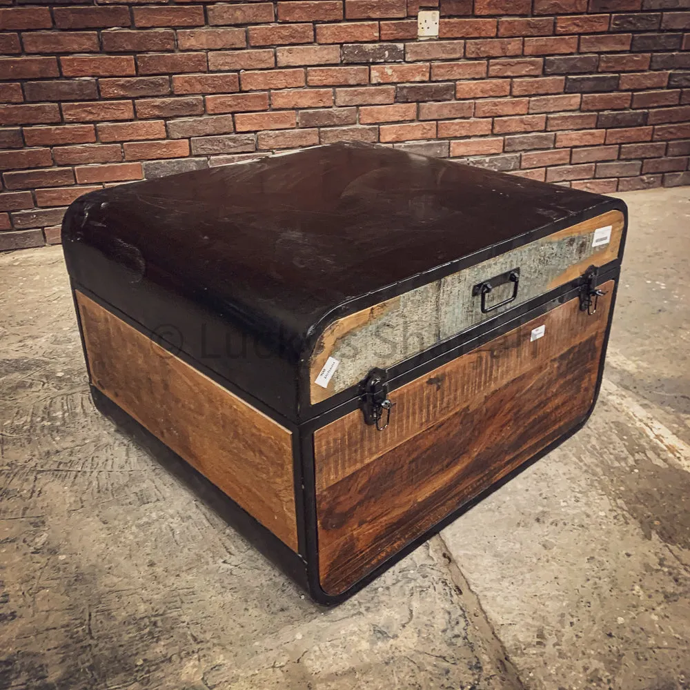 Recycled wood "suitcase" box