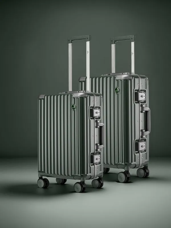 THE CLOWNFISH Combo of 2 Stark Series Luggage Polycarbonate Hard Case Suitcases Eight Wheel Trolley Bags with Double TSA Locks- Forest Green (Medium 67 cm-26 inch, Small 57 cm-22 inch)