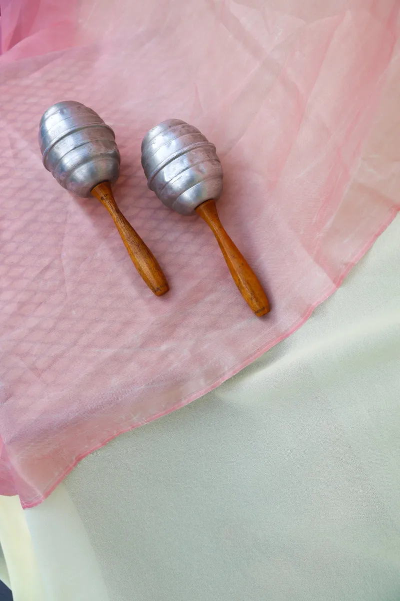 Vintage Metal Maracas